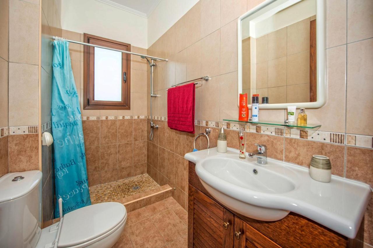 Dora' S Villa Argaka Ngoại thất bức ảnh