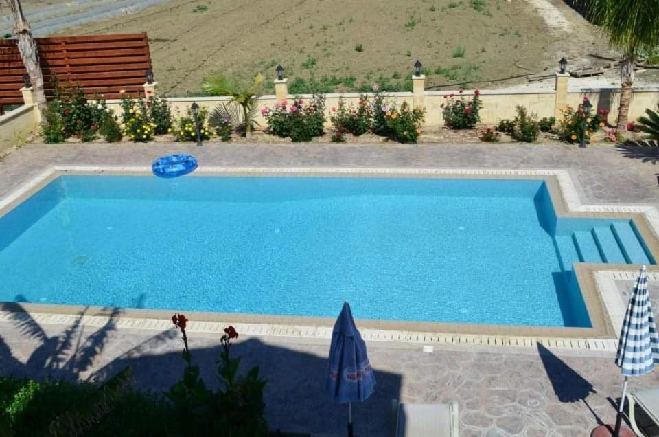 Dora' S Villa Argaka Ngoại thất bức ảnh